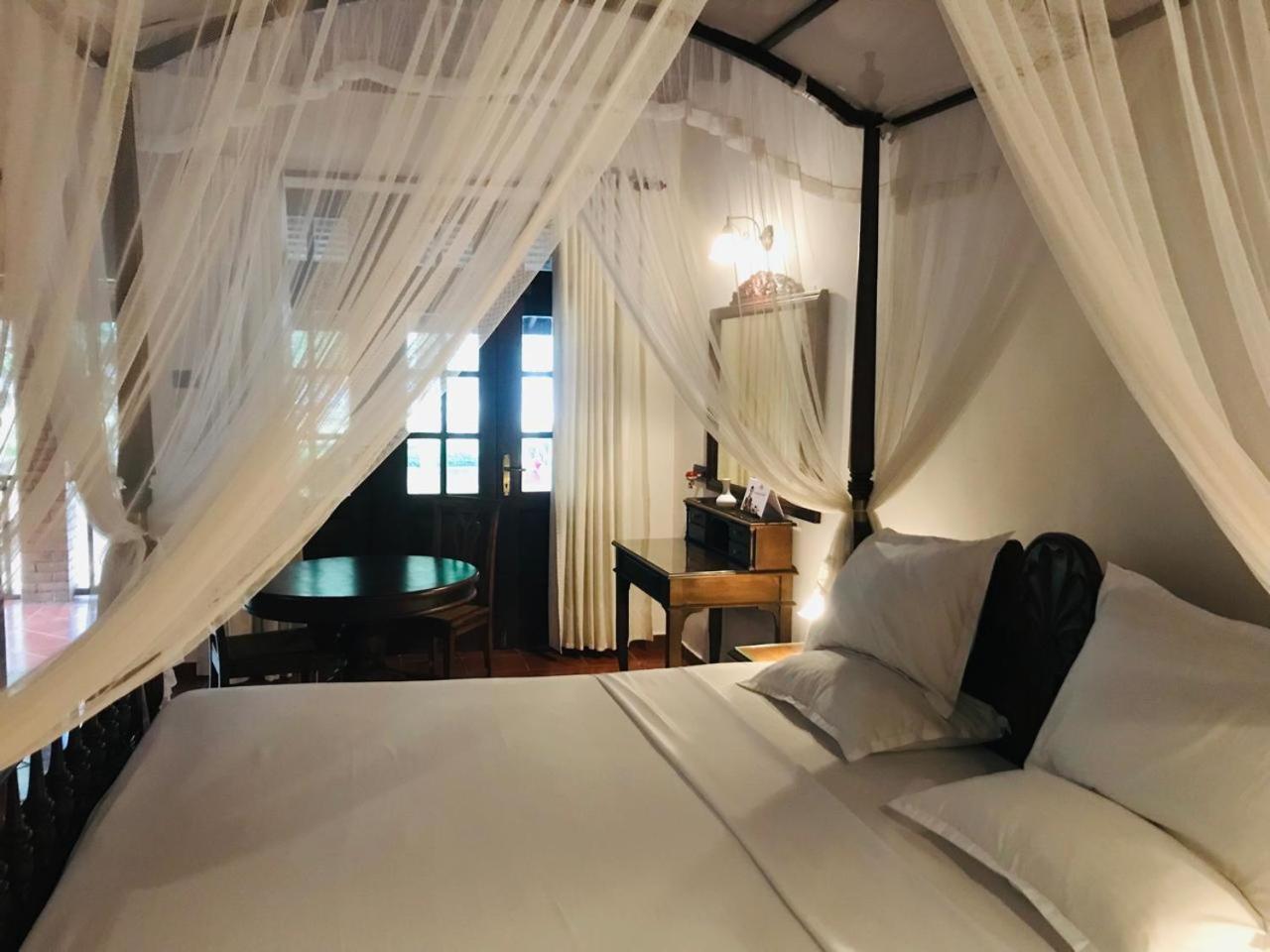 Palm Garden Village Hotel Anuradhapura Zewnętrze zdjęcie