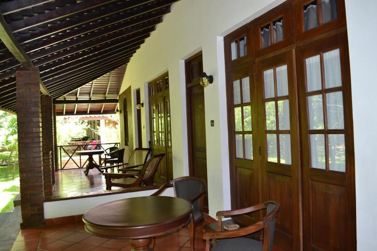 Palm Garden Village Hotel Anuradhapura Zewnętrze zdjęcie